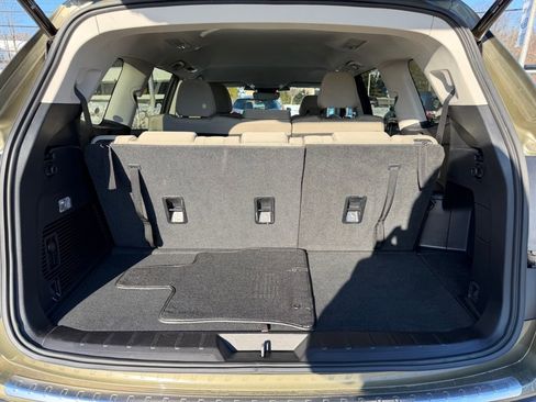 Used 2023 Subaru Ascent Premium w/ Convenience Package image 33