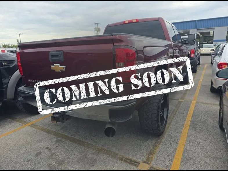 Used 2017 Chevrolet Silverado 2500 LT w/ LT Convenience Package AWD/4WD image 2
