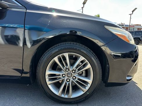 Used 2017 Toyota Camry SE FWD image 8