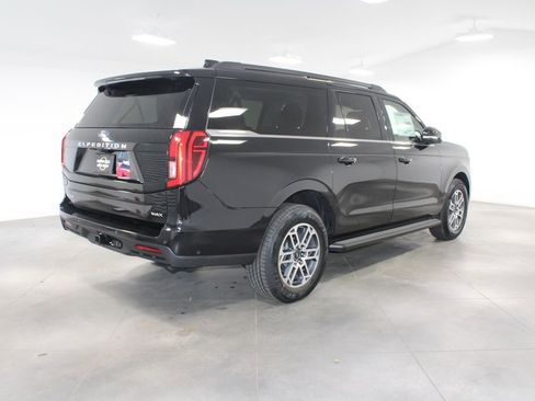 New 2025 Ford Expedition Max Active image 8