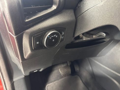 Used 2021 Ford EcoSport SE image 16