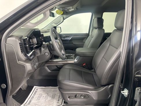 New 2025 Chevrolet Silverado 1500 LTZ w/ Technology Package image 14