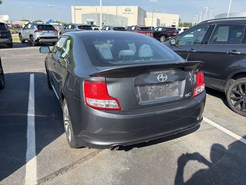 Used 2011 Scion tC FWD image 4