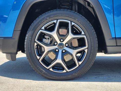 Used 2025 Jeep Compass Limited AWD/4WD image 10