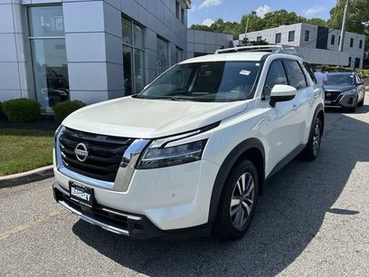 Certified 2024 Nissan Pathfinder SL