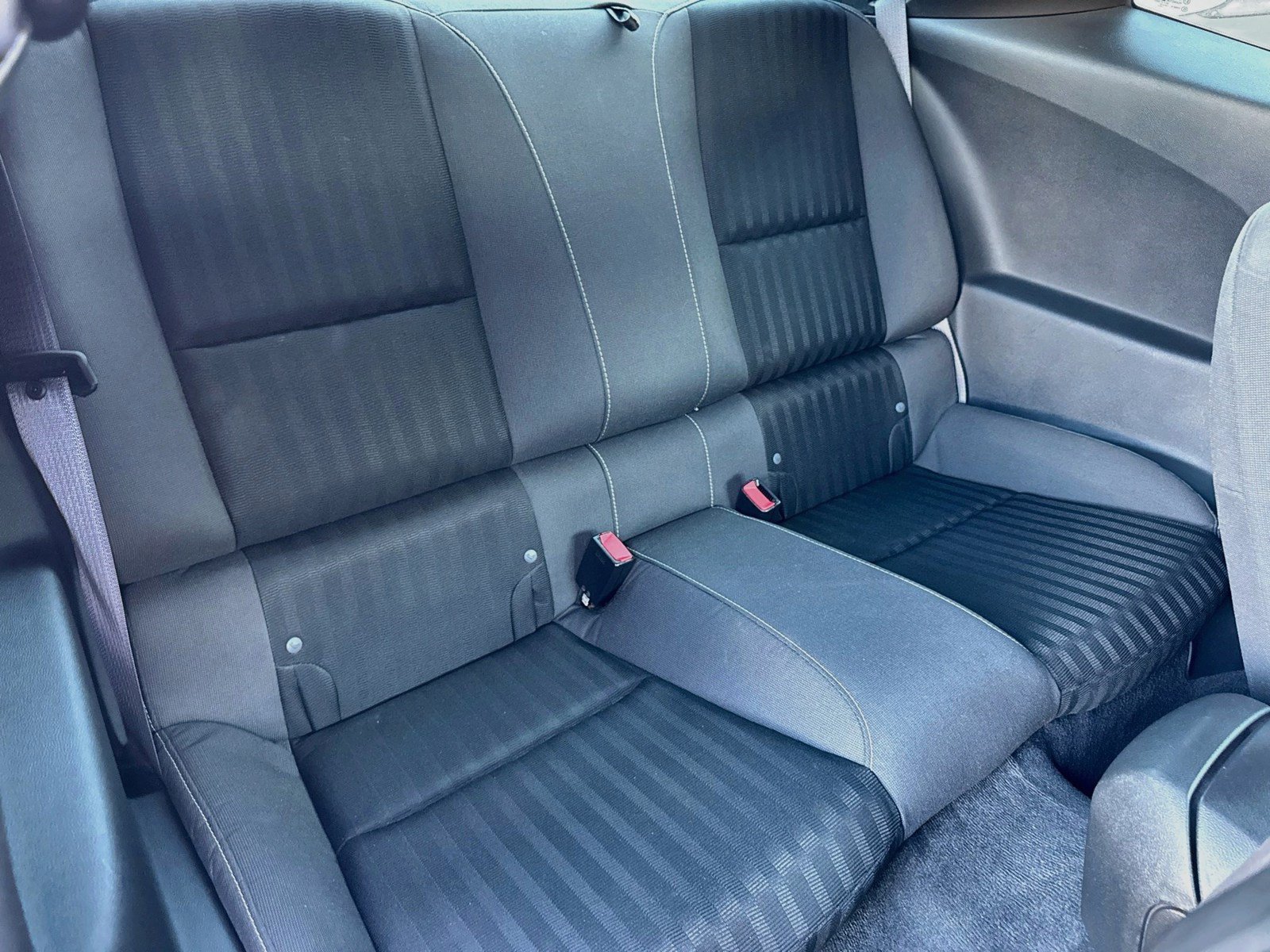 Used 2015 Chevrolet Camaro LS RWD image 15
