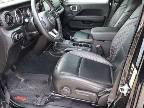 Used 2021 Jeep Wrangler Unlimited Sahara AWD/4WD image 16