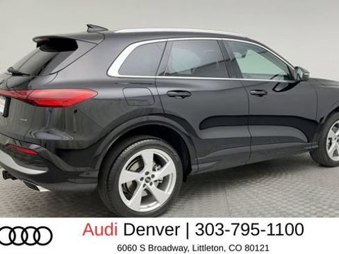 Used 2025 Audi Q5 Premium Plus w/ Premium Plus AWD/4WD image 2