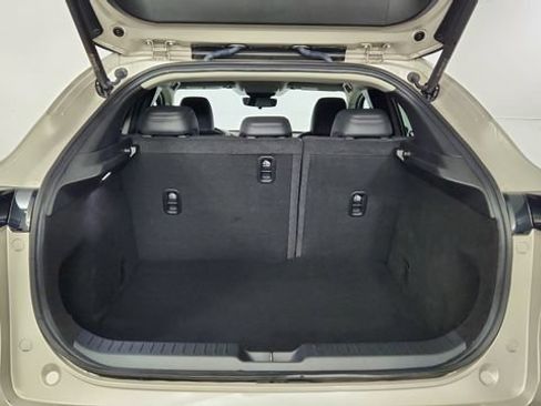 Used 2022 MAZDA CX-30 AWD 2.5 S w/ Premium Package image 33