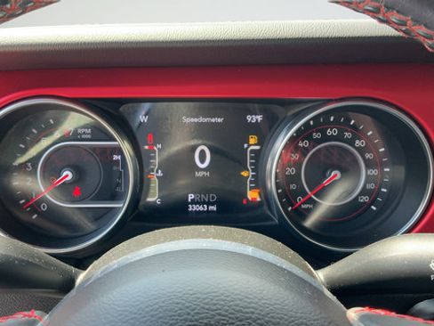 Used 2021 Jeep Gladiator Rubicon AWD/4WD image 14