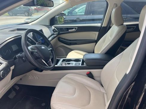 Used 2022 Ford Edge Titanium AWD/4WD image 7