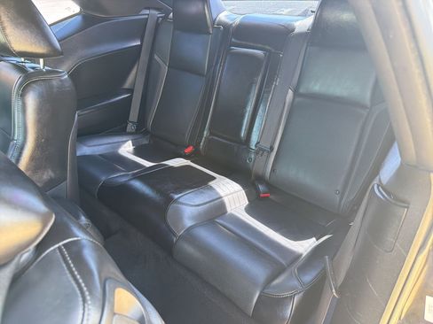 Used 2019 Dodge Challenger SXT w/ Plus Package image 27