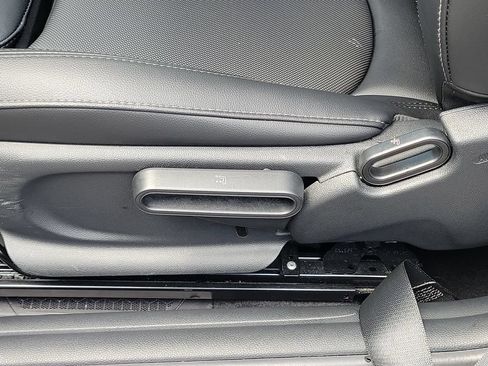 Used 2016 MINI Cooper S FWD image 16