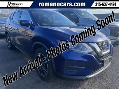 Used 2019 Nissan Rogue SV w/ Premium Package