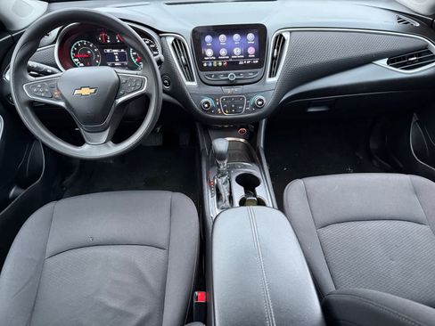 Used 2024 Chevrolet Malibu LT image 10