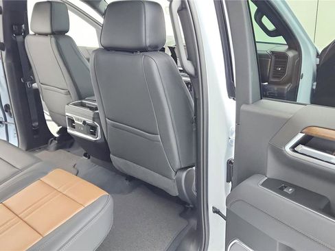 New 2026 Chevrolet Silverado 1500 High Country w/ Technology Package AWD/4WD image 24