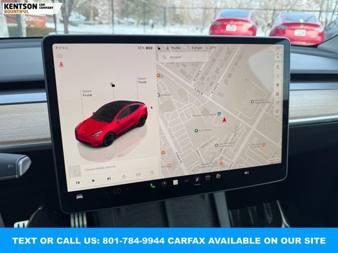 Used 2024 Tesla Model Y Performance image 26