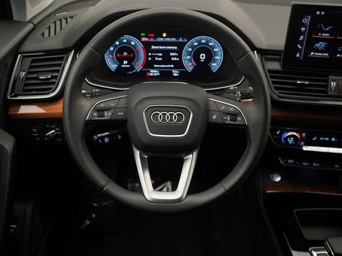 Used 2023 Audi Q5 2.0T Premium Plus w/ Premium Plus Package image 9