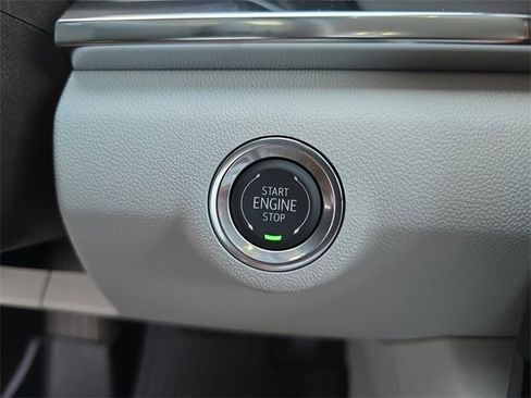 New 2026 GMC Terrain Denali w/ LPO, Floor Liner Package image 27