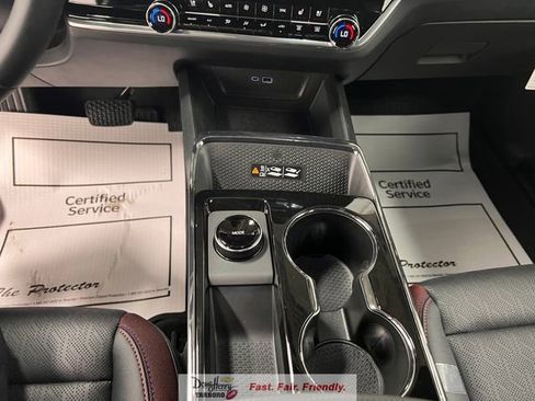 New 2026 Chevrolet Equinox RS w/ Convenience Package III FWD image 47