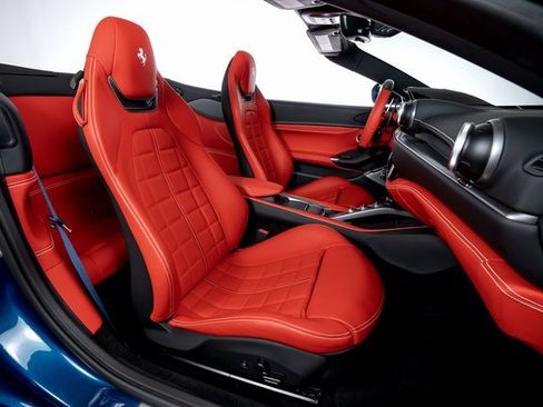 Certified 2019 Ferrari Portofino image 48