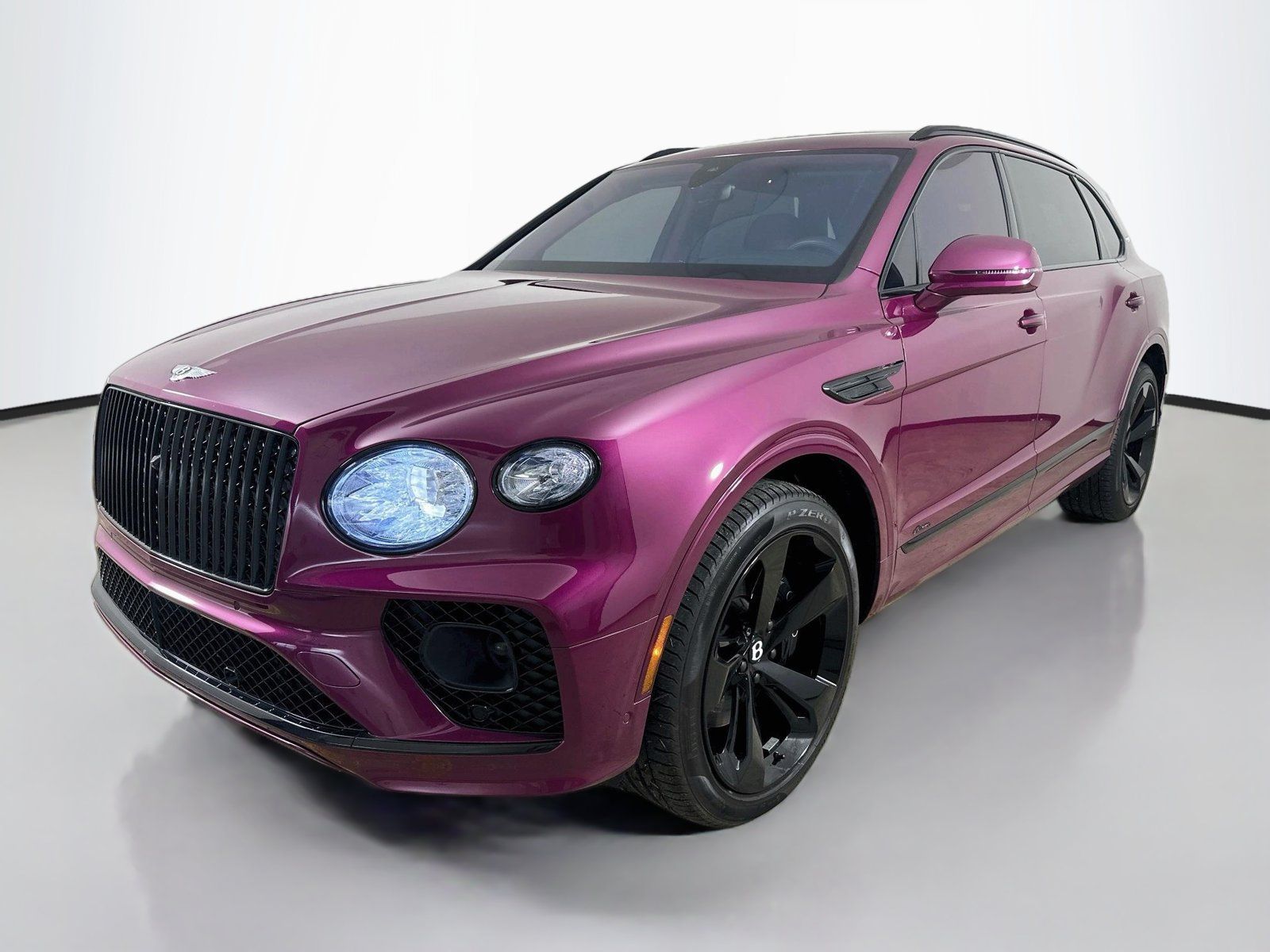 Used 2023 Bentley Bentayga Extended Wheelbase AWD/4WD image 7