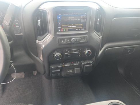Used 2021 Chevrolet Silverado 1500 Custom RWD image 14
