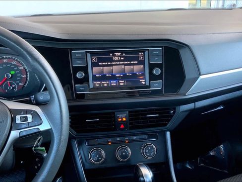 Used 2020 Volkswagen Jetta S w/ Driver Assistance Package image 7