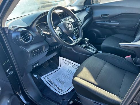 Used 2024 Nissan Kicks S FWD image 9