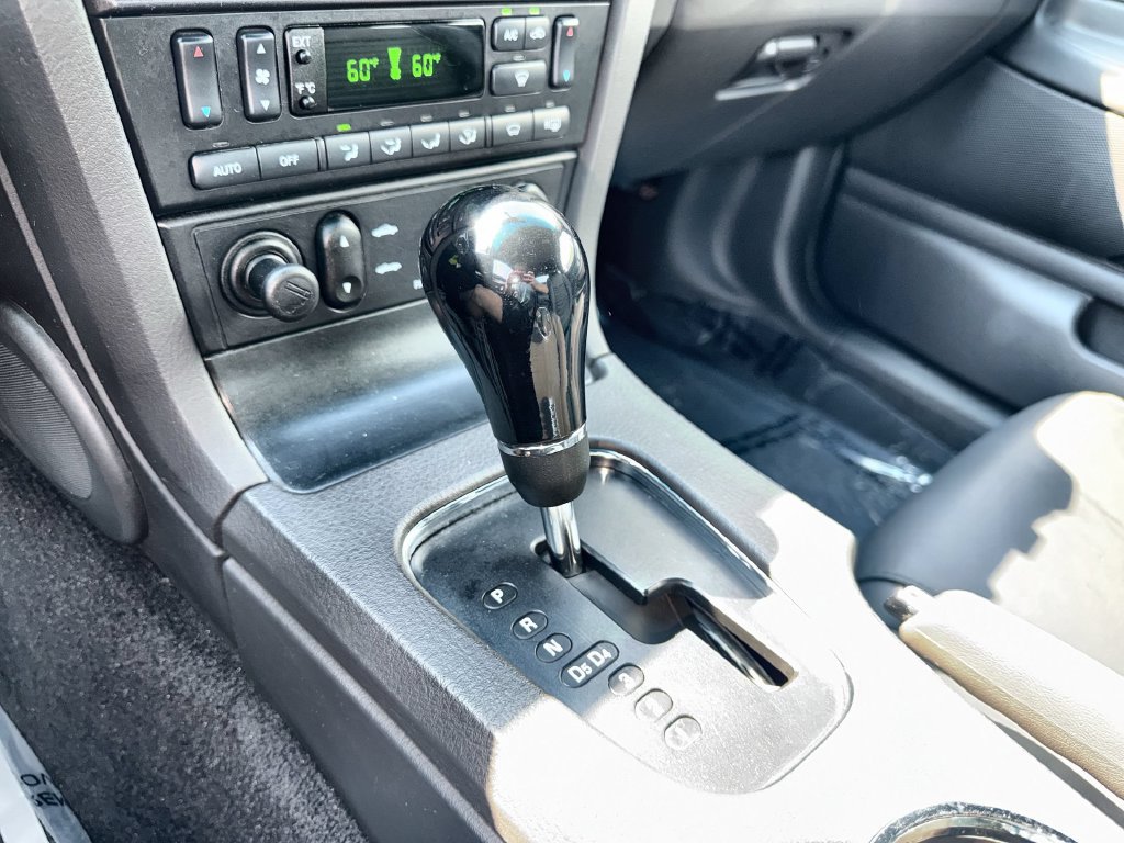 Used 2002 Ford Thunderbird RWD image 23