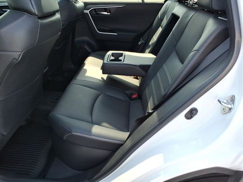 Used 2023 Toyota RAV4 Limited image 10