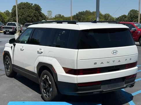Used 2026 Hyundai Santa Fe SEL AWD/4WD image 4