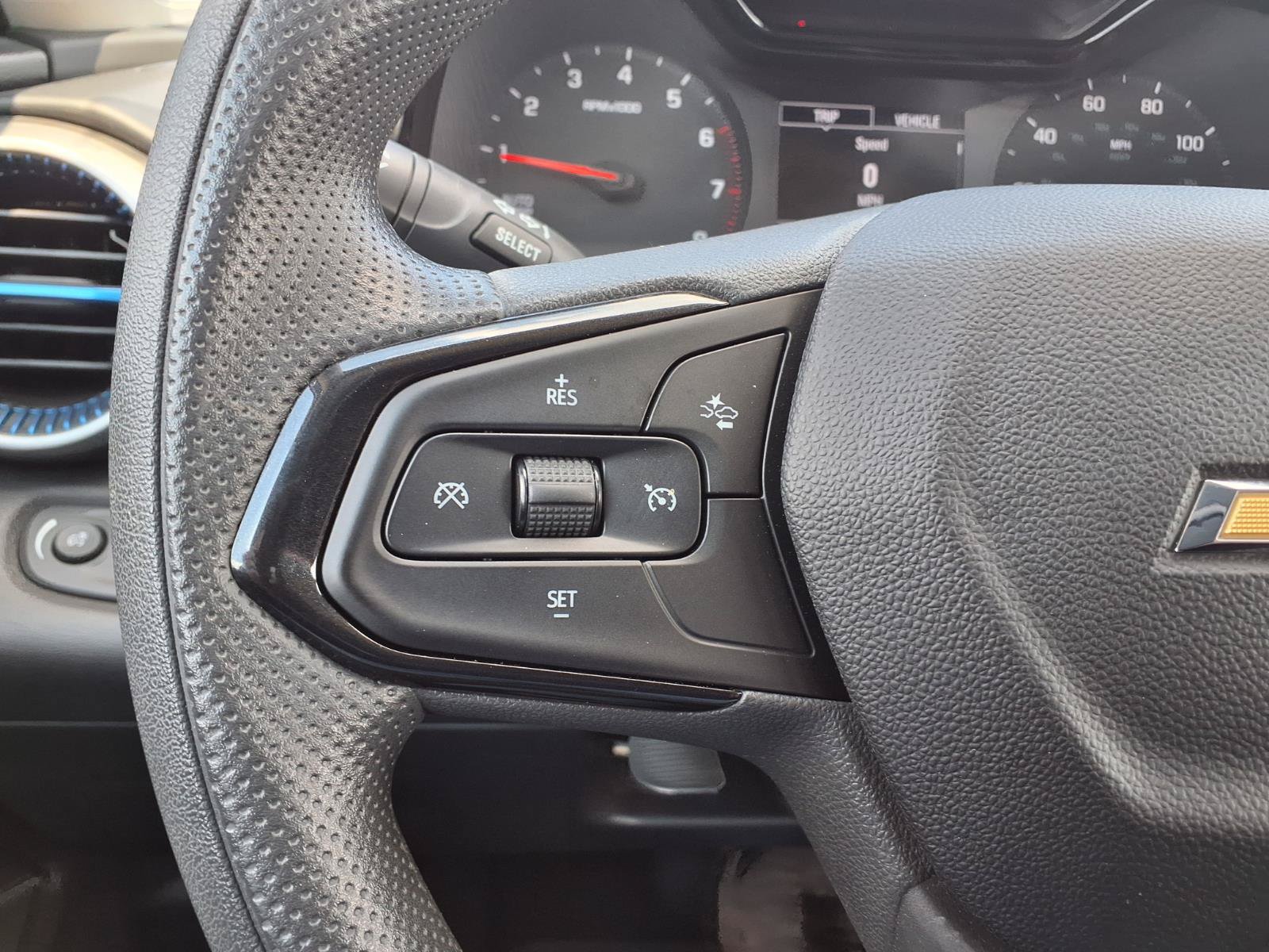 Used 2024 Chevrolet Trax LS w/ LS Convenience Package FWD image 21