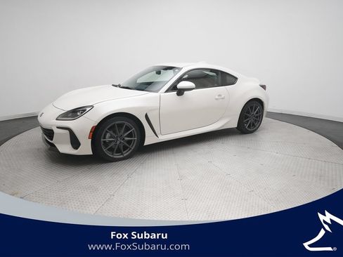 Used 2024 Subaru BRZ Limited w/ Popular Package 2 RWD image 1