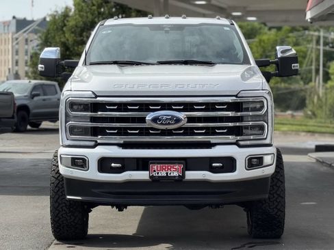 Used 2024 Ford F250 Platinum w/ FX4 Off-Road Package AWD/4WD image 7