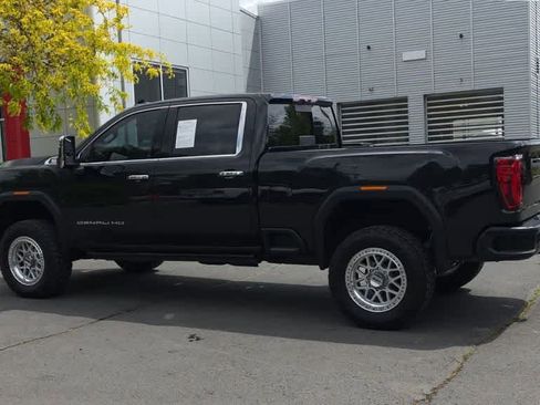 Used 2023 GMC Sierra 3500 Denali AWD/4WD image 6