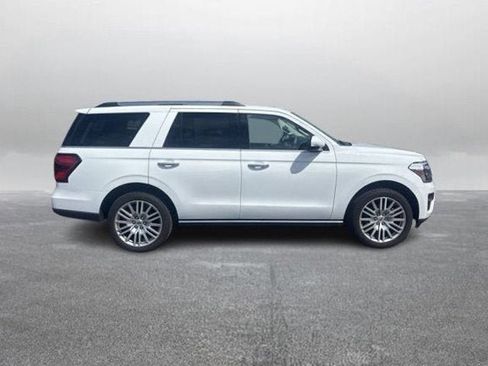 Certified 2022 Ford Expedition Max Limited AWD/4WD image 6