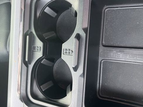 Used 2023 Ford F250 Lariat w/ Chrome Package image 21