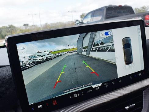 New 2026 Ford Explorer Active w/ Active Comfort Package image 20