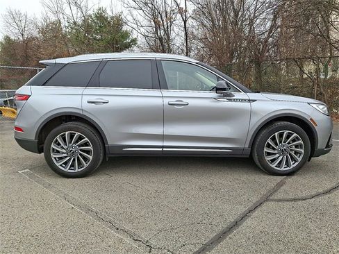 Used 2023 Lincoln Corsair Reserve w/ Equipment Group 201A image 7