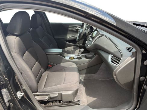 Used 2023 Chevrolet Malibu LT FWD image 23