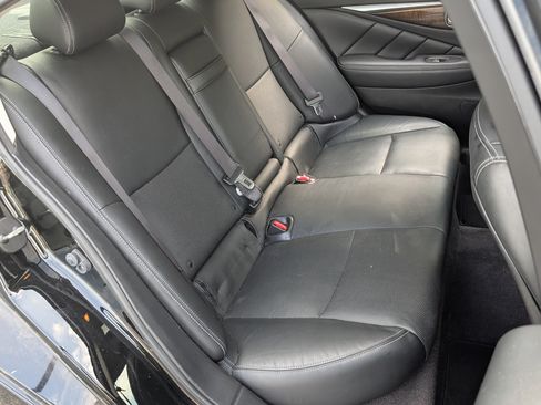 Used 2015 INFINITI Q50 Premium w/ Deluxe Touring Package RWD image 21