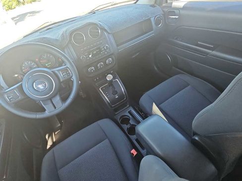 Used 2012 Jeep Patriot Latitude w/ Sun/Sound Group image 22