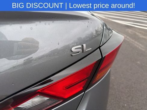 Used 2025 Nissan Altima 2.5 SL FWD image 10