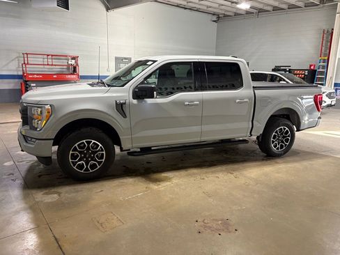 Used 2023 Ford F150 XLT w/ Equipment Group 302A High image 5