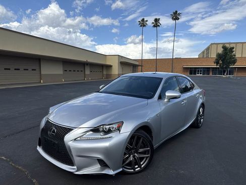 Used 2016 Lexus IS 350 w/ F Sport Package RWD image 3