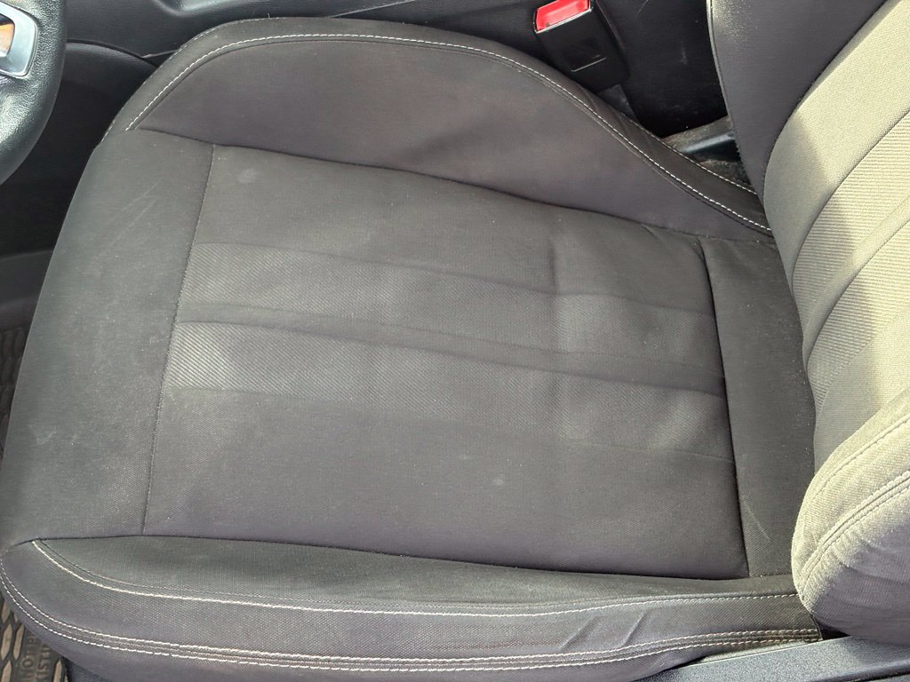 Used 2019 Ford Mustang Coupe w/ Black Accent Package RWD image 11