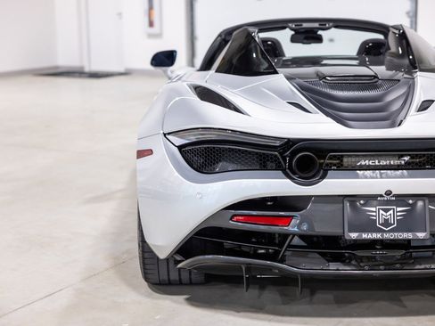 Used 2020 McLaren 720S Performance image 8