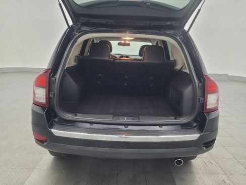 Used 2017 Jeep Compass High Altitude AWD/4WD image 29