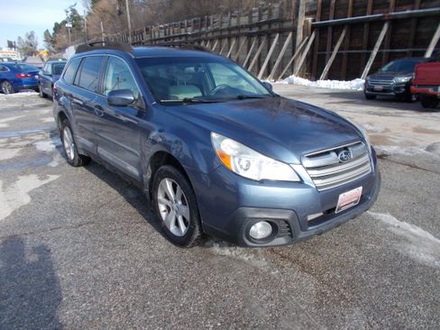 Used 2013 Subaru Outback 2.5i Premium image 3